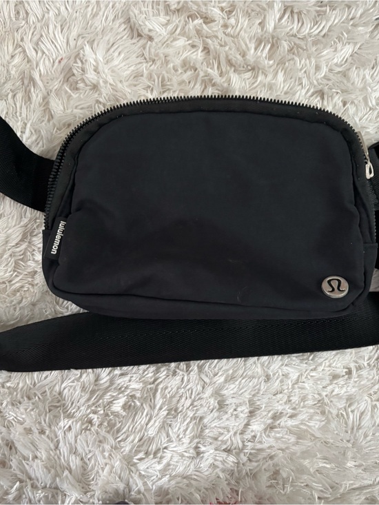 lululemon athletica Handbags - lululemon athletica Black Belt Bag